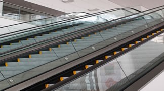 instalación escaleras mecánicas